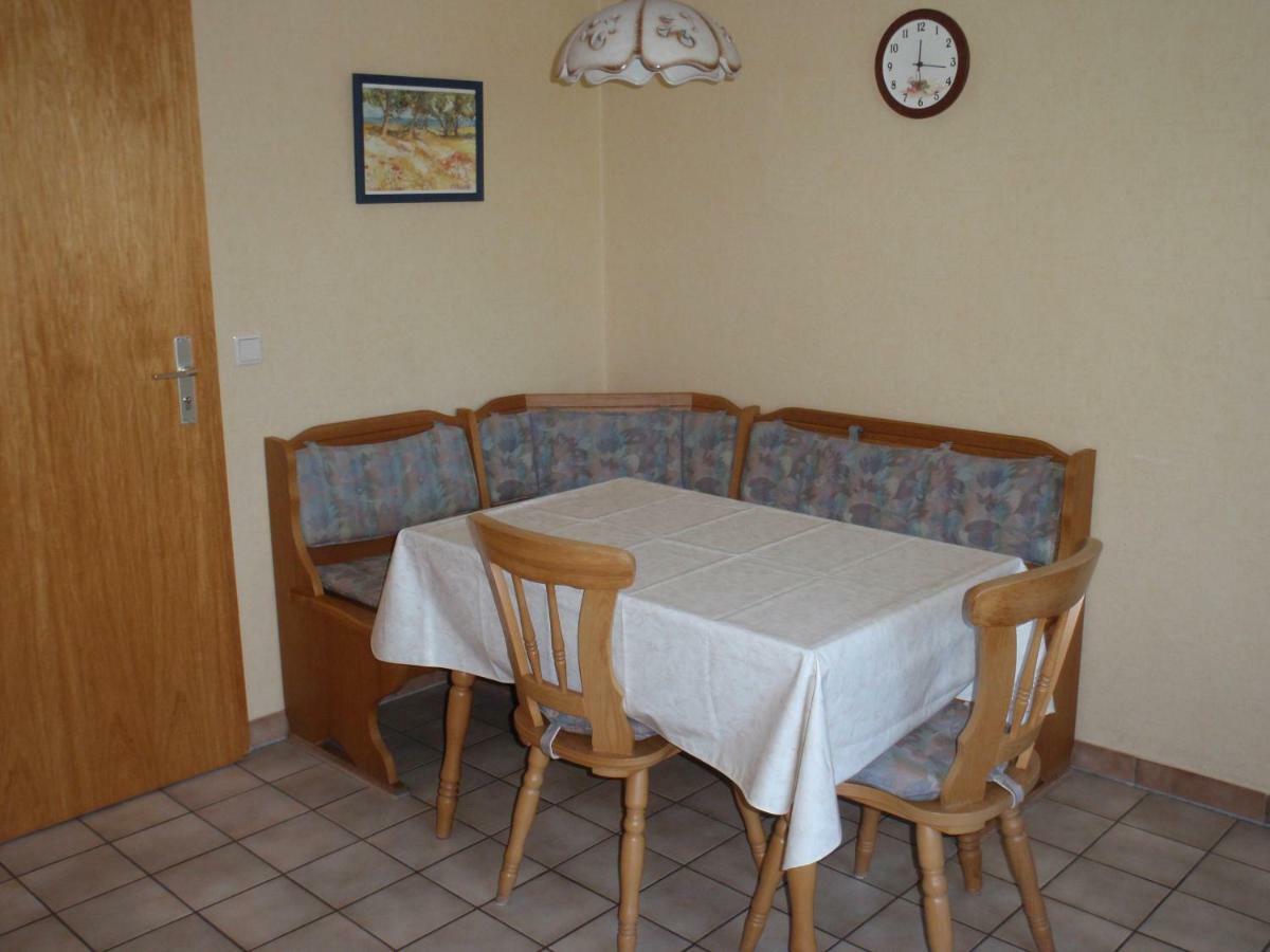 Ferienwohnung "Romaker" Jeersdorf Екстериор снимка
